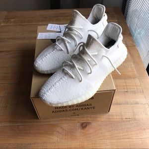 Yeezy‘s cream/triple white